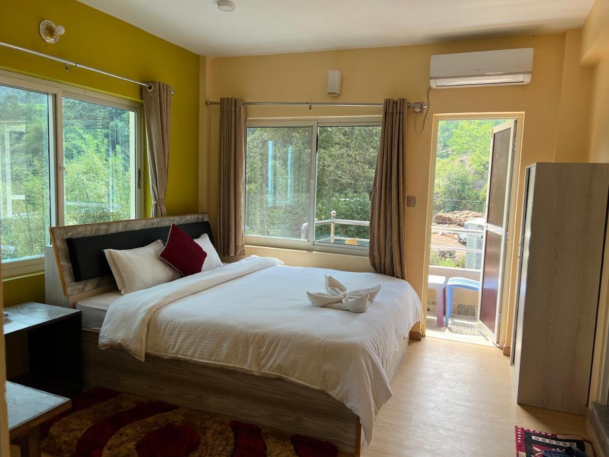 Hotel Village View Nagarkot Dış mekan fotoğraf