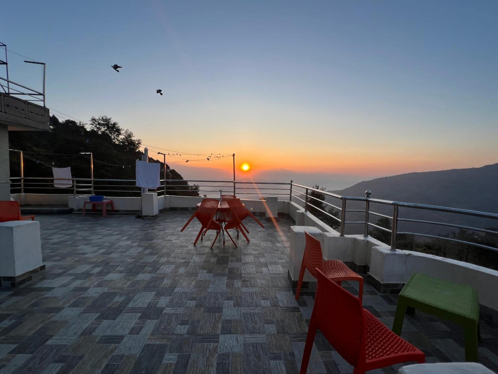 Hotel Village View Nagarkot Dış mekan fotoğraf