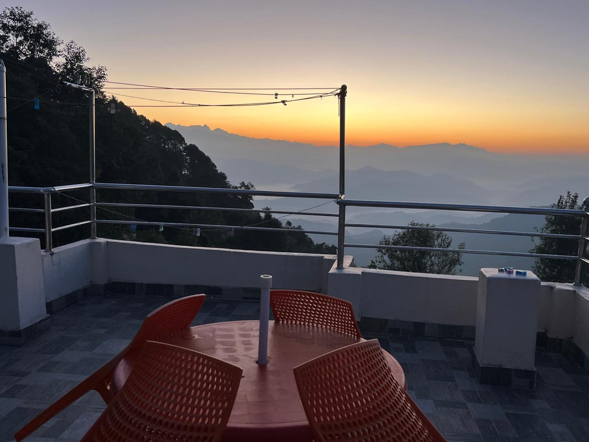 Hotel Village View Nagarkot Dış mekan fotoğraf