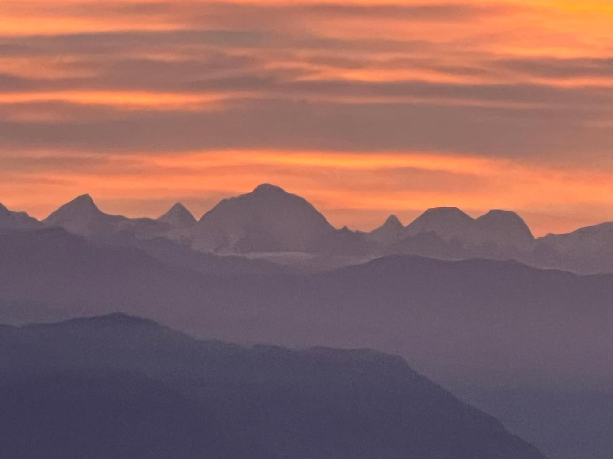 Hotel Village View Nagarkot Dış mekan fotoğraf